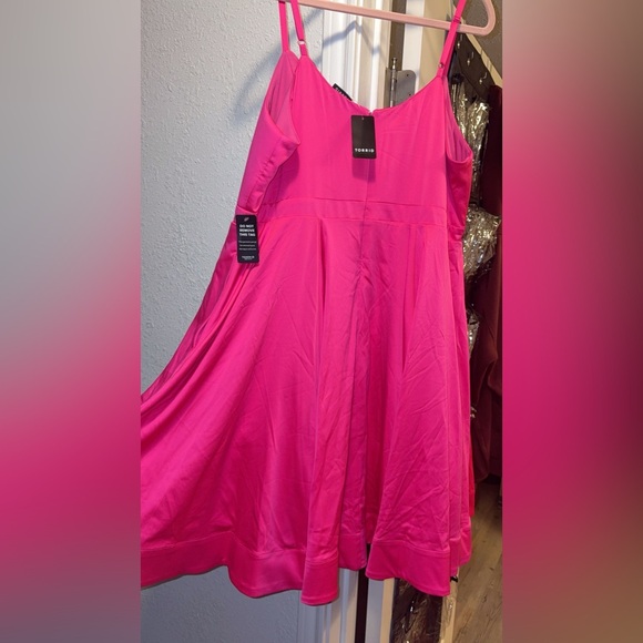 Torrid Pink Glo Satin Skater Dress 🩷see description🩷 - Picture 7 of 7